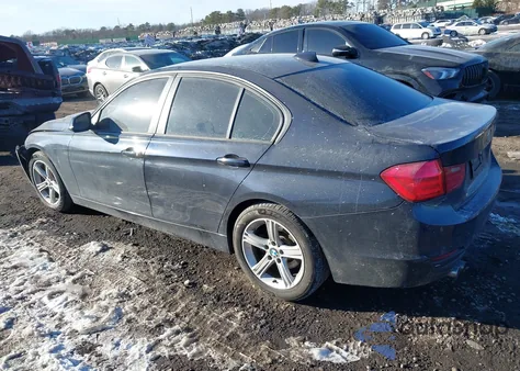 2013 BMW 328I z USA, uszkodzony, nr VIN WBA3A5C50DF352705